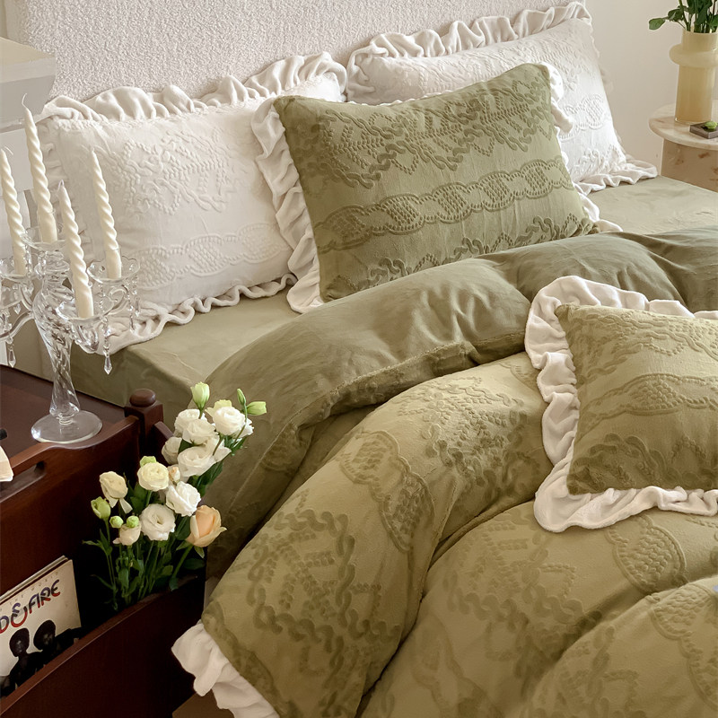 牛奶绒立体雕花温妮绿床上四件套