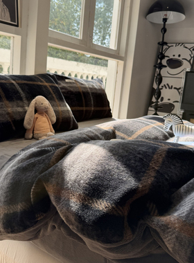 北欧风冬季加厚保暖A版仿羊绒B版牛奶绒雅致灰四件套珊瑚绒1.5m米