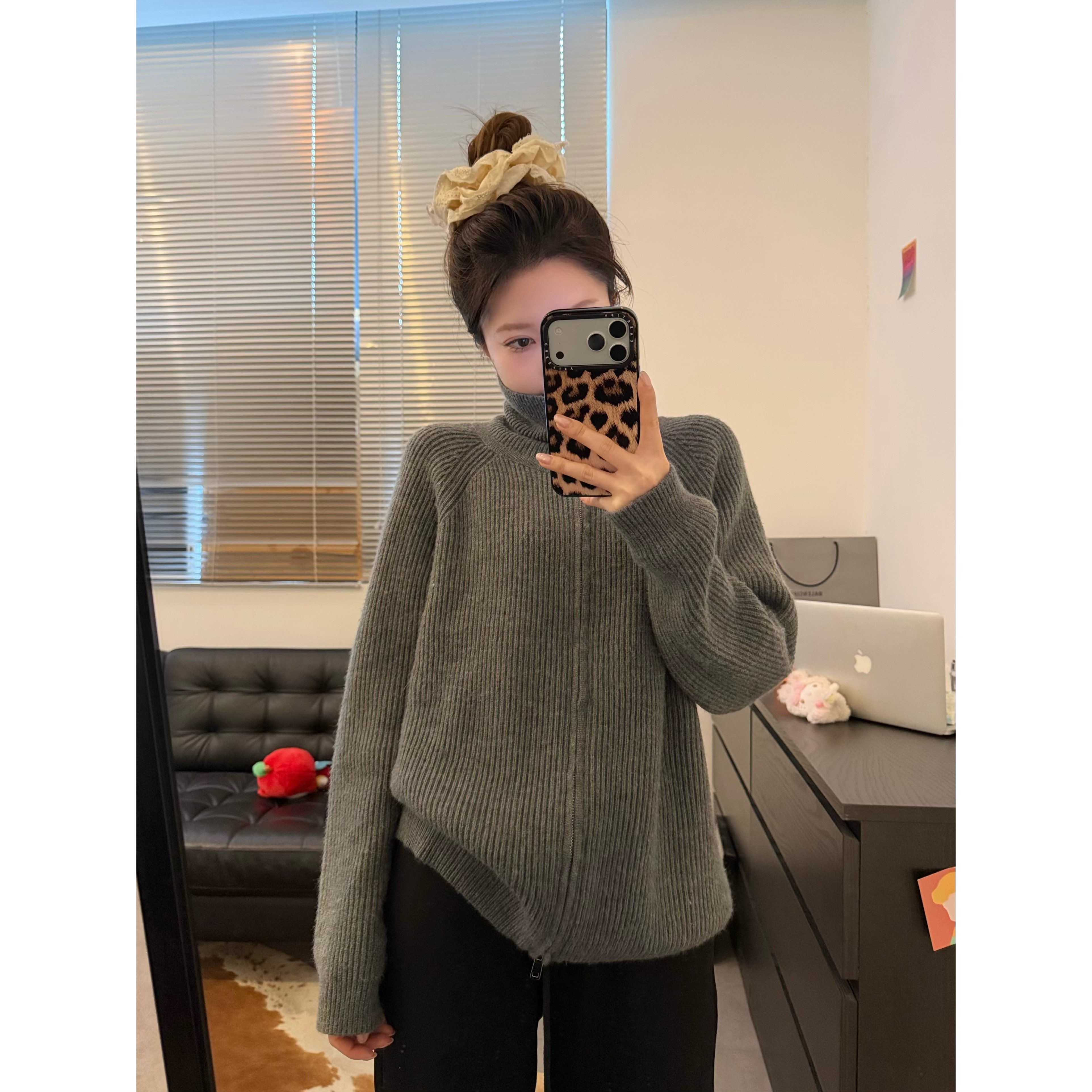 Viiwen 实穿主义 极简纯色立领慵懒韩系显瘦灰色拉链毛衣外套早春,女装/女士精品,毛衣,淘宝优惠券,粉丝福利购,淘宝优惠卷