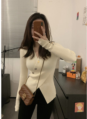 Viiwen纯欲又显瘦 V领毛衣交叉A4腰修身开叉套头针织长袖内搭上衣