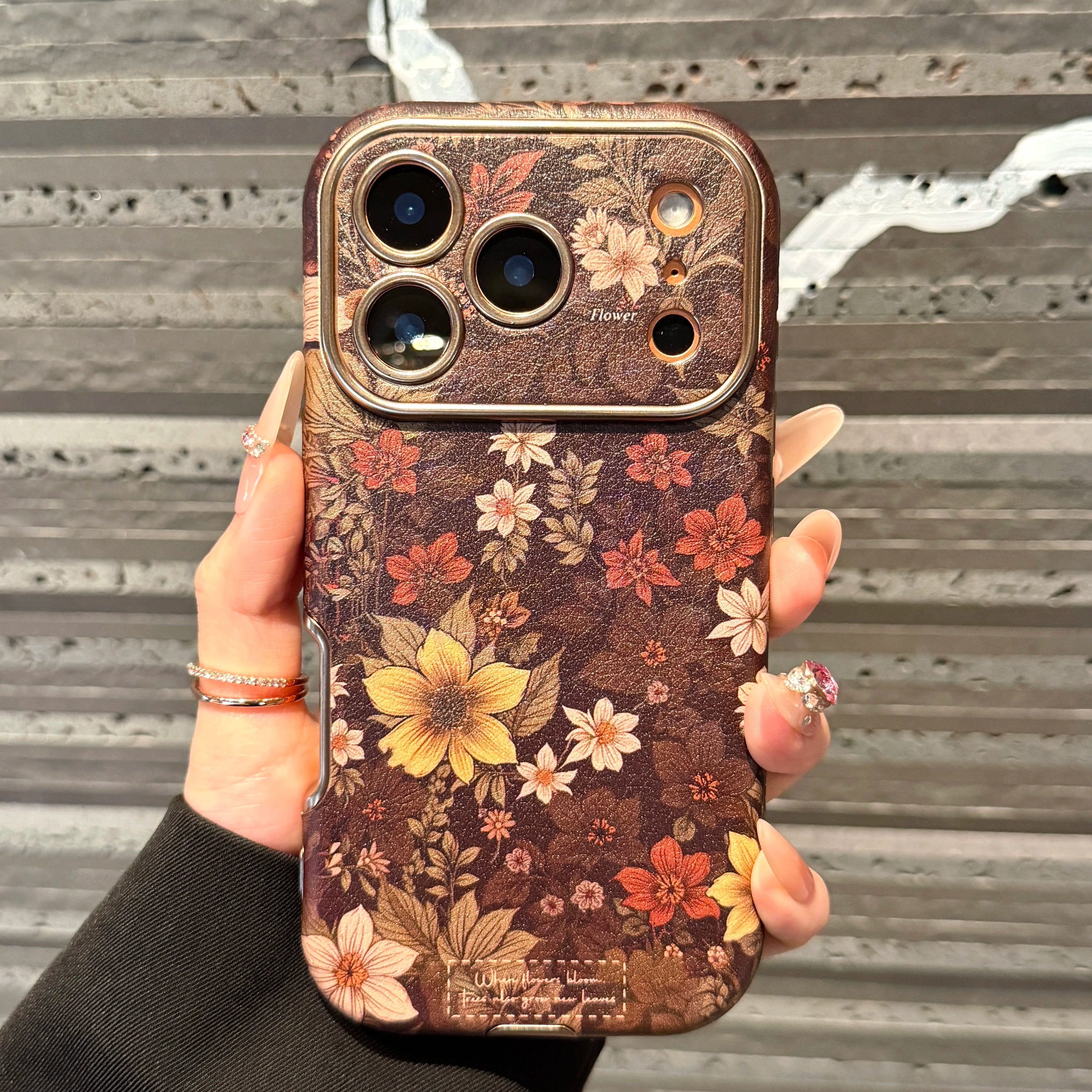 酷图适用苹果17promax手机壳新款iphone17秋冬款素描花朵16pro带挂绳女款15pro保护套简约13创意14高级感爆款,3C数码配件,手机保护套/壳,淘宝优惠券,粉丝福利购,淘宝优惠卷