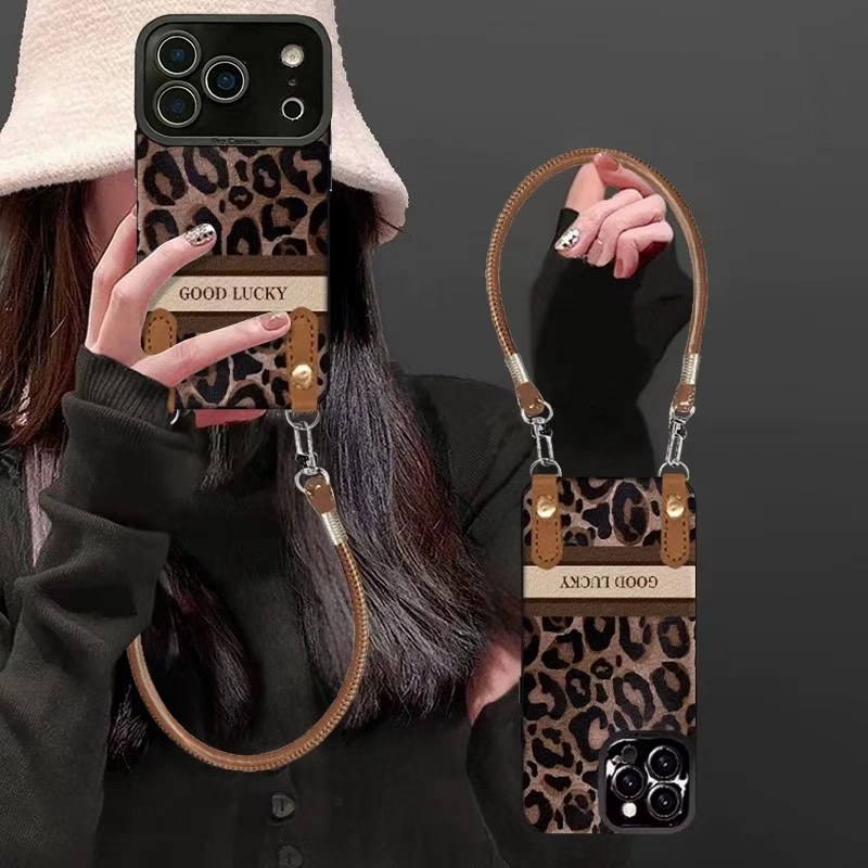 适用苹果17promax新款手机壳iPhone17高级感小众女16prox豹纹秋冬小羊皮15独特好看14带挂绳13全包外壳保护套