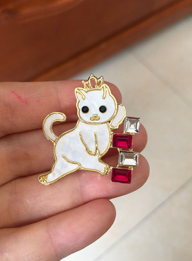 可爱白色猫咪款简约俏皮女式别针胸针