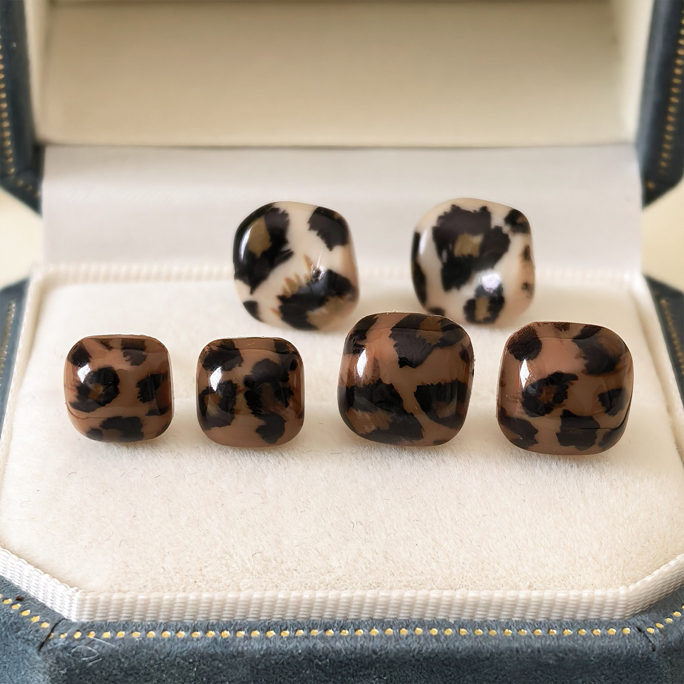 方糖复古豹纹几何方形生物瓷耳钉防过敏简约日常通勤耳环时尚耳饰,饰品/流行首饰/时尚饰品新,耳环,淘宝优惠券,粉丝福利购,淘宝优惠卷