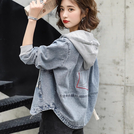 春秋短款牛仔外套女2025新款减龄连帽拼接宽松休闲百搭小个子上衣