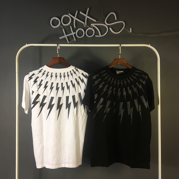 23原创潮牌ooxx民族风简约时尚潮流百搭围脖闪电黑白短袖宽松T恤