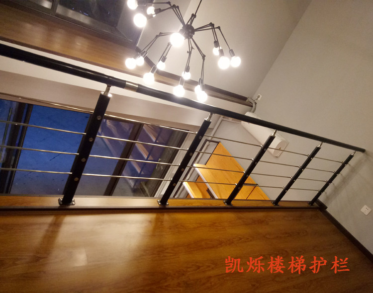 楼梯扶手楼梯护栏阳台护栏飘窗护栏楼梯扶手简约现代风格