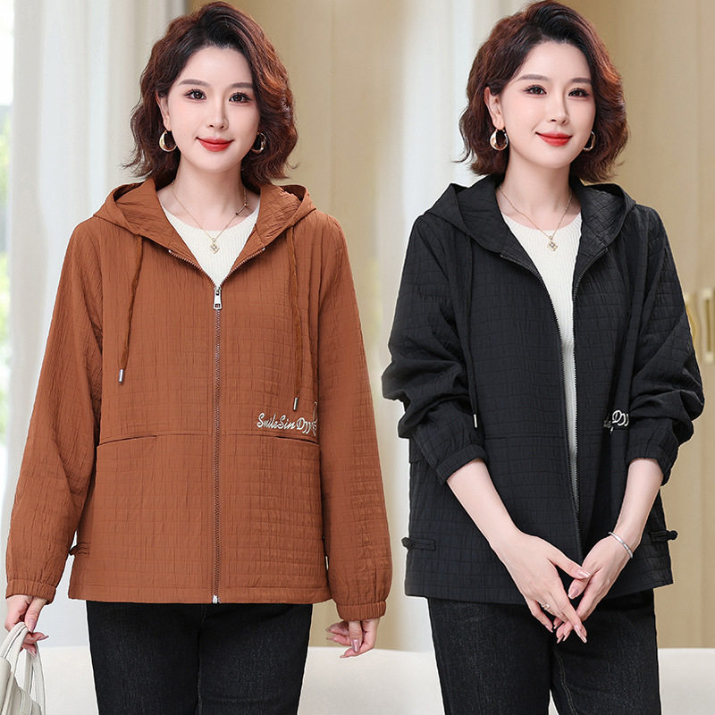 中老年女装时尚外套妈妈装宽松加肥加大码遮肚子200斤洋气春秋装