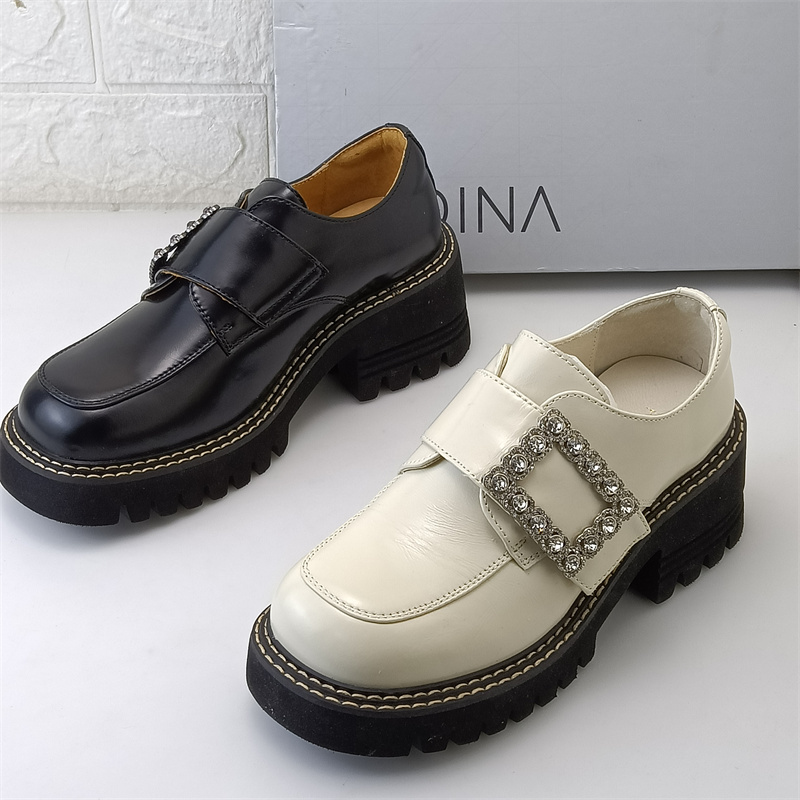 卡迪娜女鞋正品撤柜断码处理