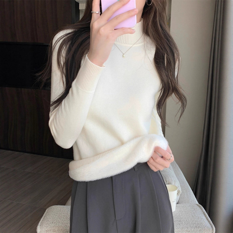 秋冬季半高领加绒加厚上衣女保暖内搭圆领长袖T恤女打底百搭毛衣