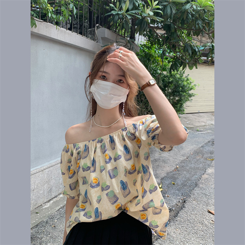 实拍 新款法式复古碎花性感露锁骨设计感一字肩上衣小众短袖衬衫