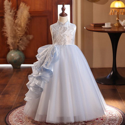 喜绒兔洋气婚纱国潮舞蹈轻奢晚会