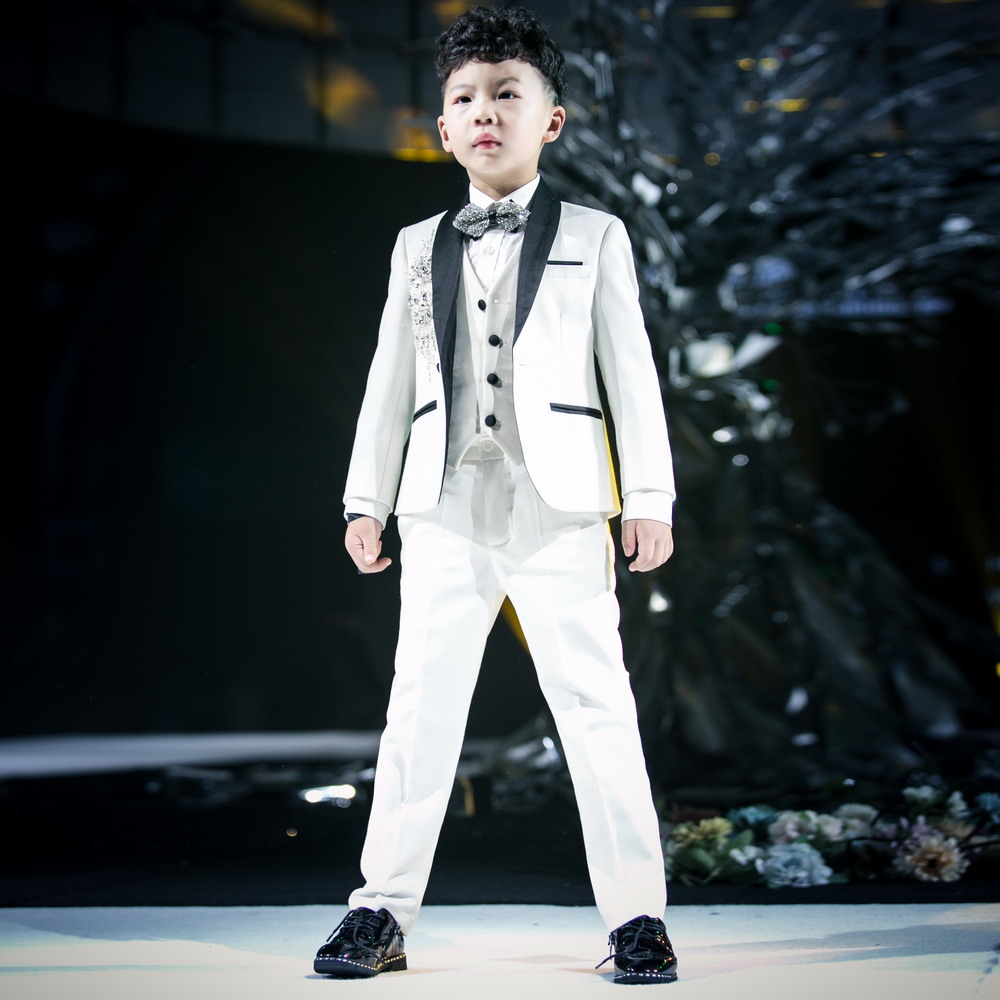 儿童西装套装2025新款男童走秀主持人花童礼服中大童钢琴演出服