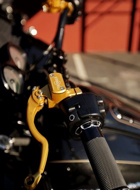 哈雷改装 BERINGER  旅行刹车离合上泵牛角总成手把液压公路滑翔