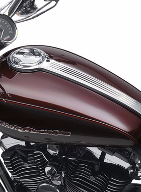 04年之后运动者车系加装油箱装饰条 883C用油箱镀铬横条61653-04