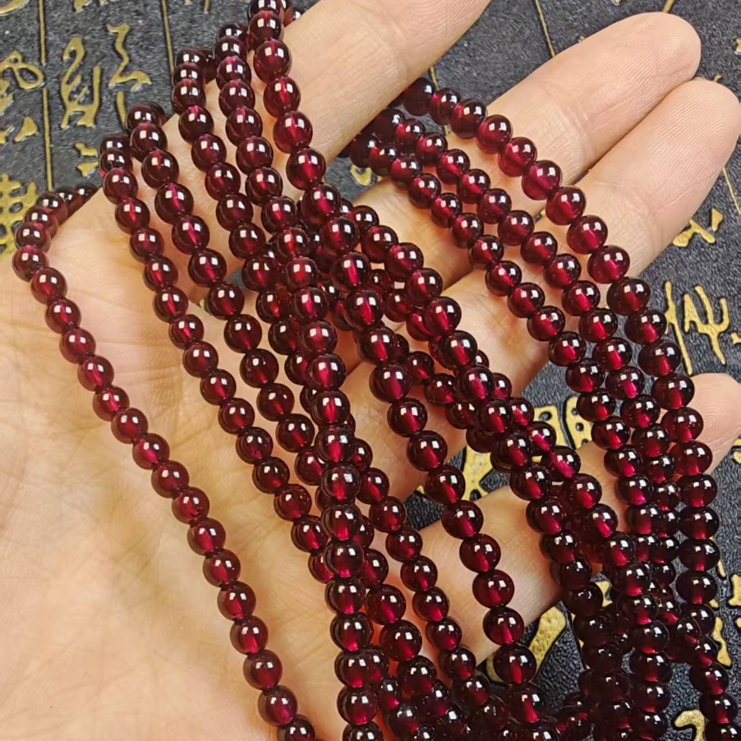 天然石榴石圆珠串珠酒红色手链项链成品三圈手串女款高端精品饰品
