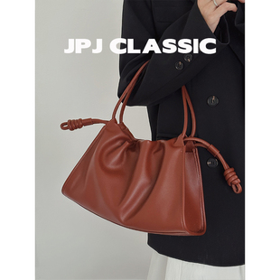 jpjclassic新款 牛皮褶皱包女单肩斜挎腋下包ins风百搭通勤包