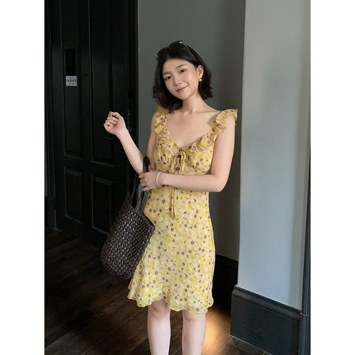 DS 法式优雅碎花连衣裙2026夏新款温柔荷叶边吊带裙女