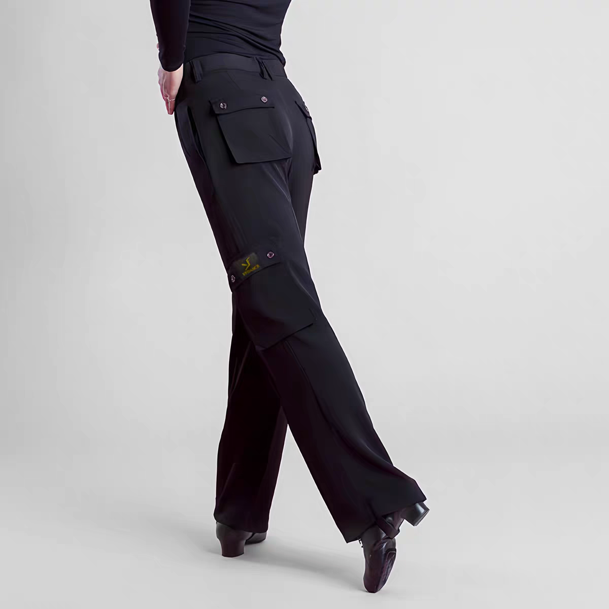 拉丁舞多口袋抗皺免燙