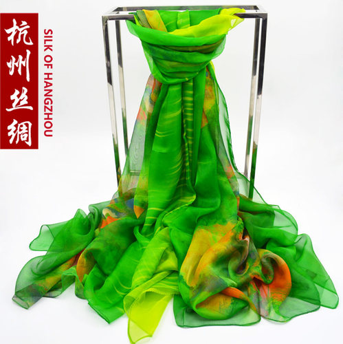 丝巾女秋冬款时尚洋气妈妈围巾超大防晒披肩夏长款百搭广场舞纱巾 - 封面