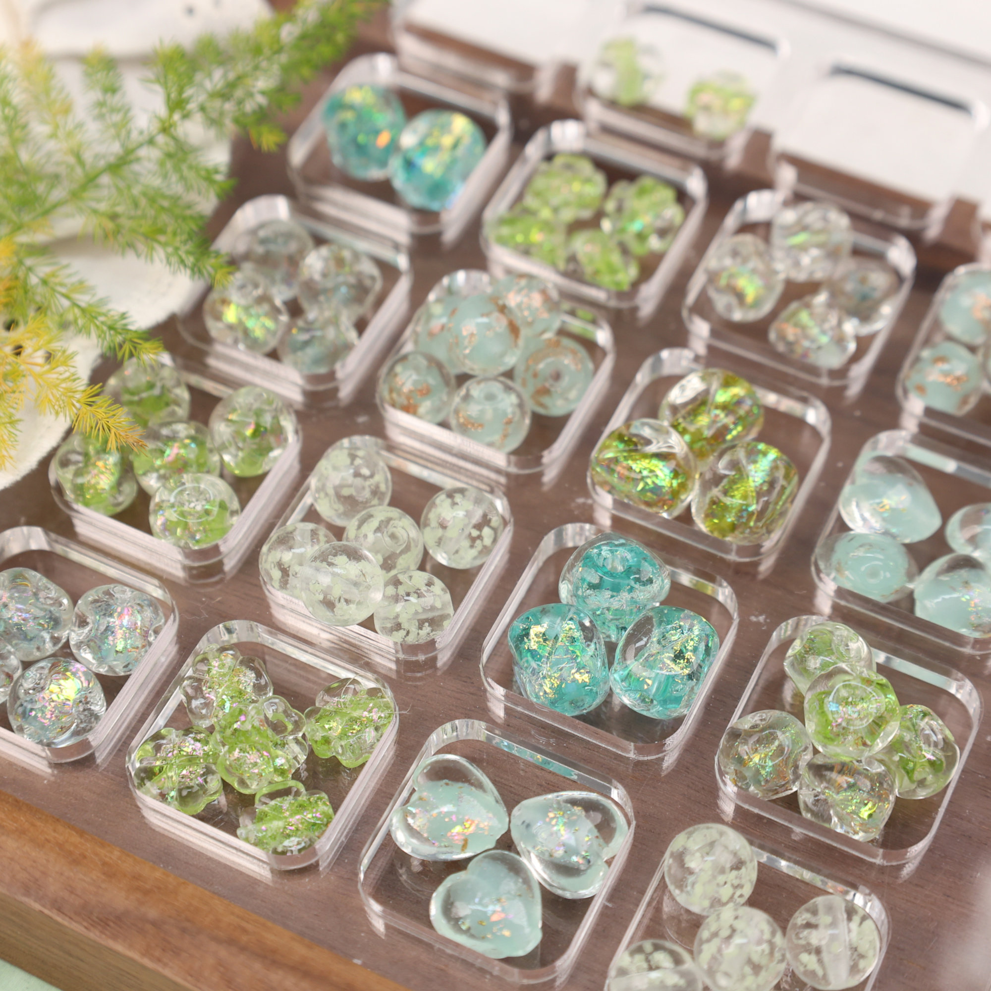 薄荷系手工古法琉璃 绿色爱心四叶草菠萝珠 diy手工耳环项链手链