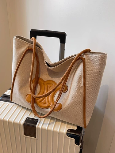 Вместительный и большой шоппер, модная сумка через плечо, универсальная сумка на одно плечо, коллекция 2023, в западном стиле