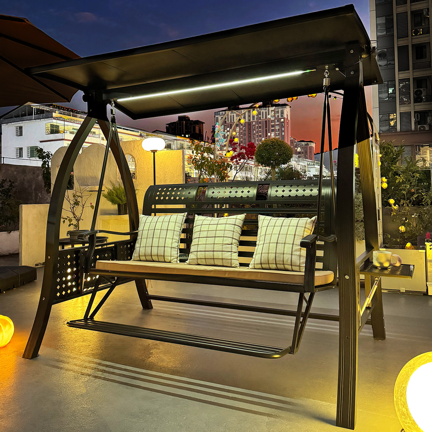 户外秋千高端铸铝别墅家花园露台摇椅防水防晒室外庭院铝合金吊椅