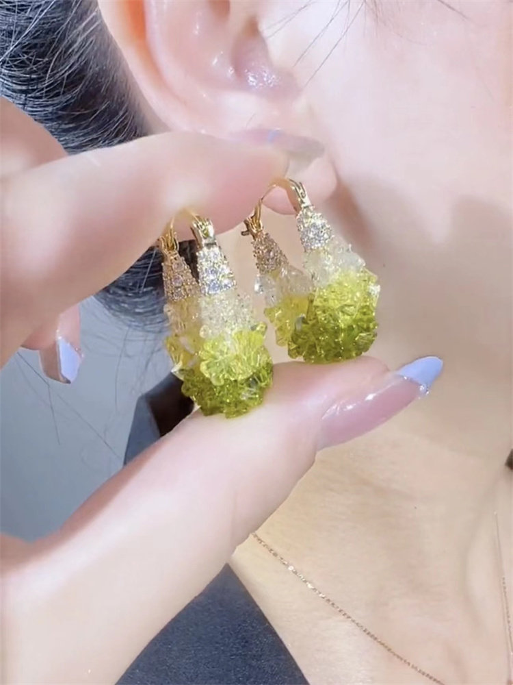 轻奢高级感渐变绿色水晶耳环小众