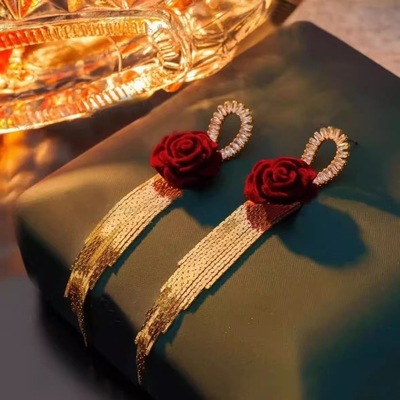 925银针秋冬新款爆款气质时尚红色花朵耳环简约百搭长款流苏耳坠