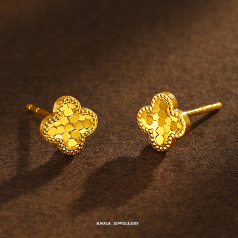 18K金蜂巢四叶草耳钉鱼鳞