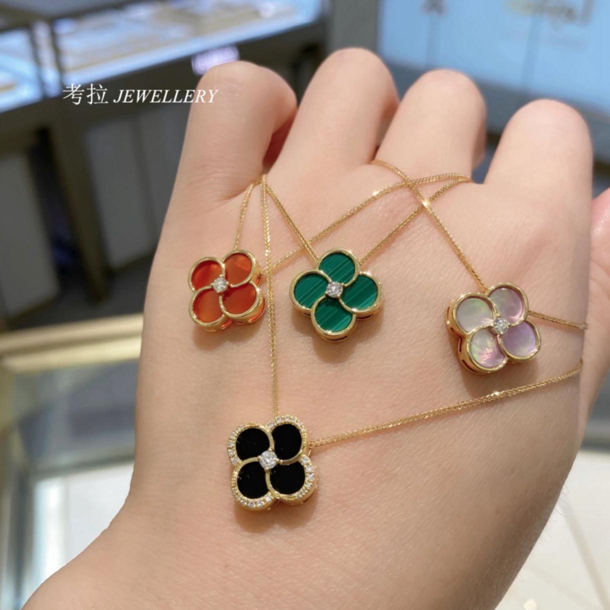 18K金花窗四叶草项链纯银镶钻