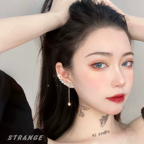 Клипсы, серьги, коллекция 2023, без проколов ушей, популярно в интернете