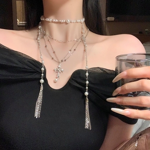 Y2K亚文化十字架项链金属吊坠多层锁骨链哥特甜酷辣妹长款毛衣链