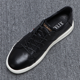 真皮黑武士板鞋男轻便黑白拼色休闲小白鞋2026新款百搭牛皮鞋子男