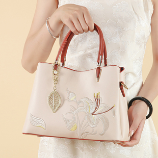 狮岭高纺十大国际名牌香纳儿包包女冬天配裤子女生2025新款大容量