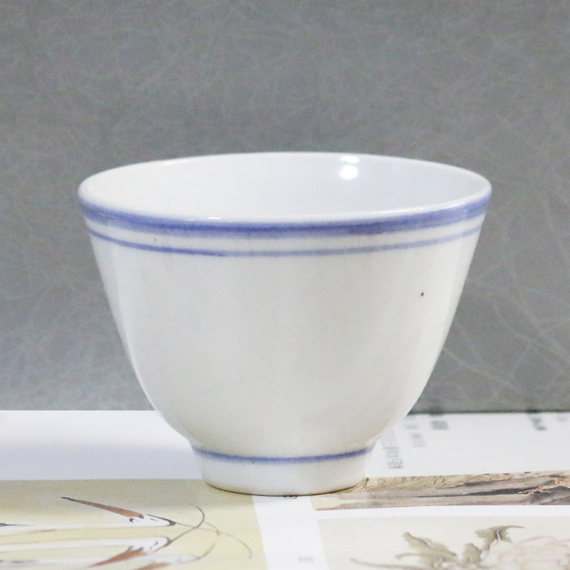 70年代手工纯白蓝边大号茶杯瓷杯功夫茶怀旧装饰道具摆设民俗品茗