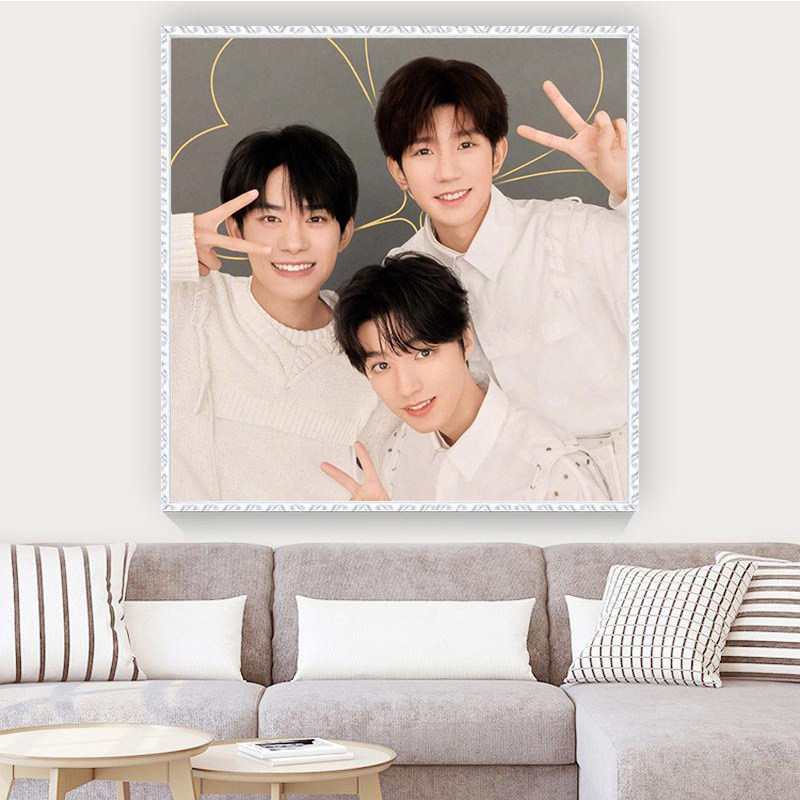TFBOYS王俊凯王源易烊千玺人物