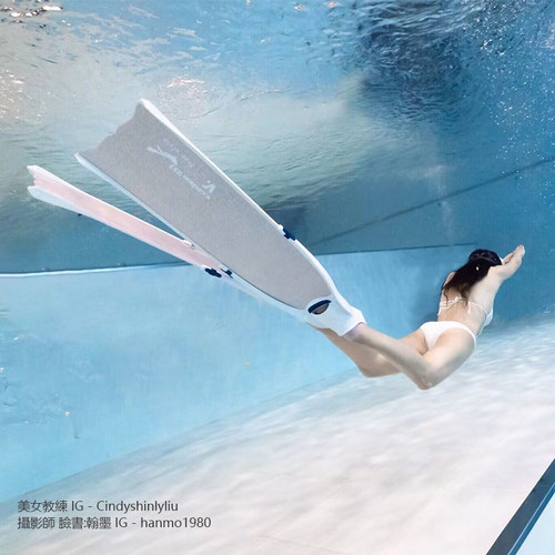 专业款脚蹼碳纤脚蹼威带夫潜水