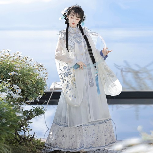 汉坊华雾翎原创汉服女重工刺绣花立领云肩明制长衫大袖齐腰襦裙套