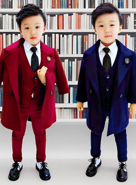 男童夹棉毛呢大衣三件套
