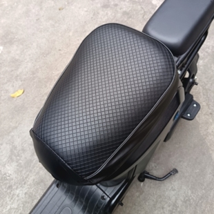 适配深远四季星009007电动车防水皮革外卖坐垫套直上配件