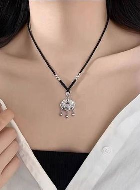 S925纯银平安长命锁项链女2023年新款爆款小众设计纯手工编织绳锁