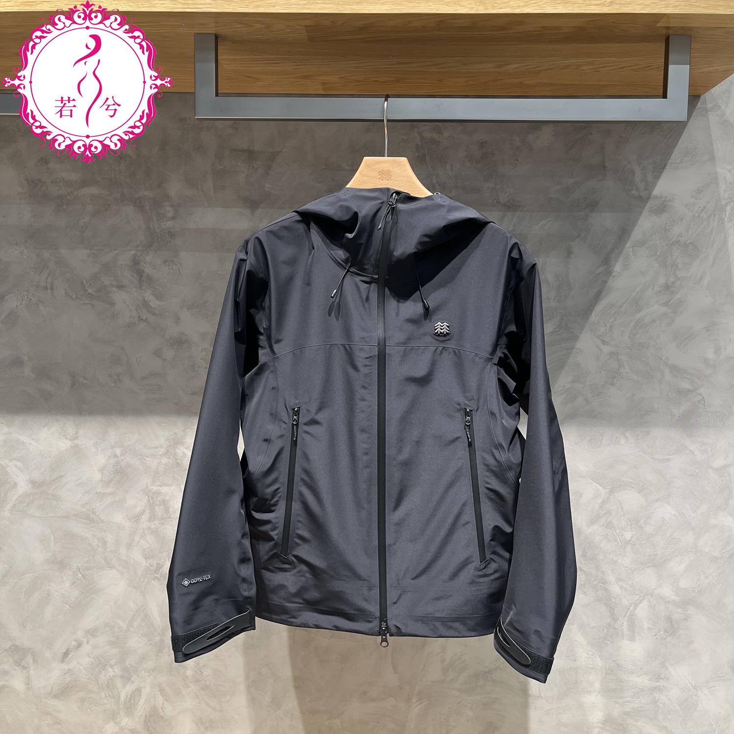 KOLON SPORT可隆25秋季女士透湿防风耐磨防水GTX冲锋衣LKGJ5AN242