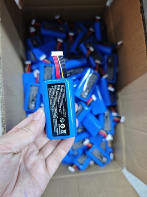 商米P1 V1S W6900 SMBP001电池3.6V 5200mAh 18.72Wh型号B1811