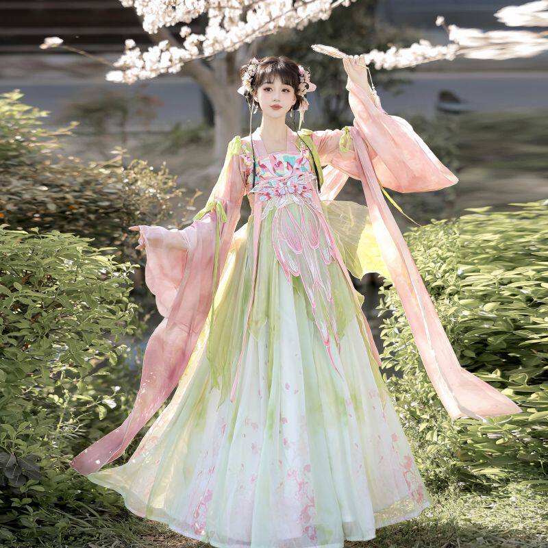 桃溪蝶语唐制汉服女春秋日常