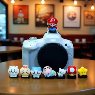 适用佳能R50 R10热靴防尘盖R62 R100 R52 卡通小新热靴盖