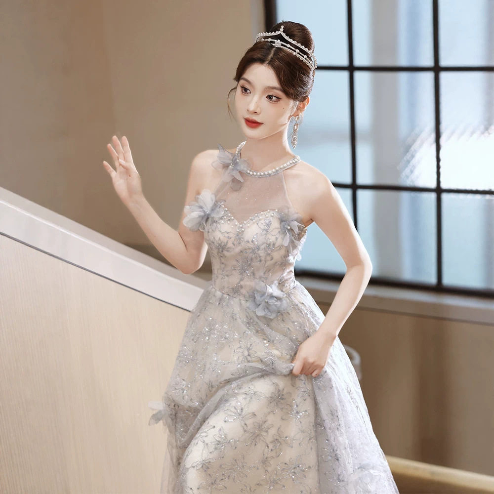 挂脖晚礼服裙高端轻奢小众2026新款声乐艺考主持人高级感成人礼女图片