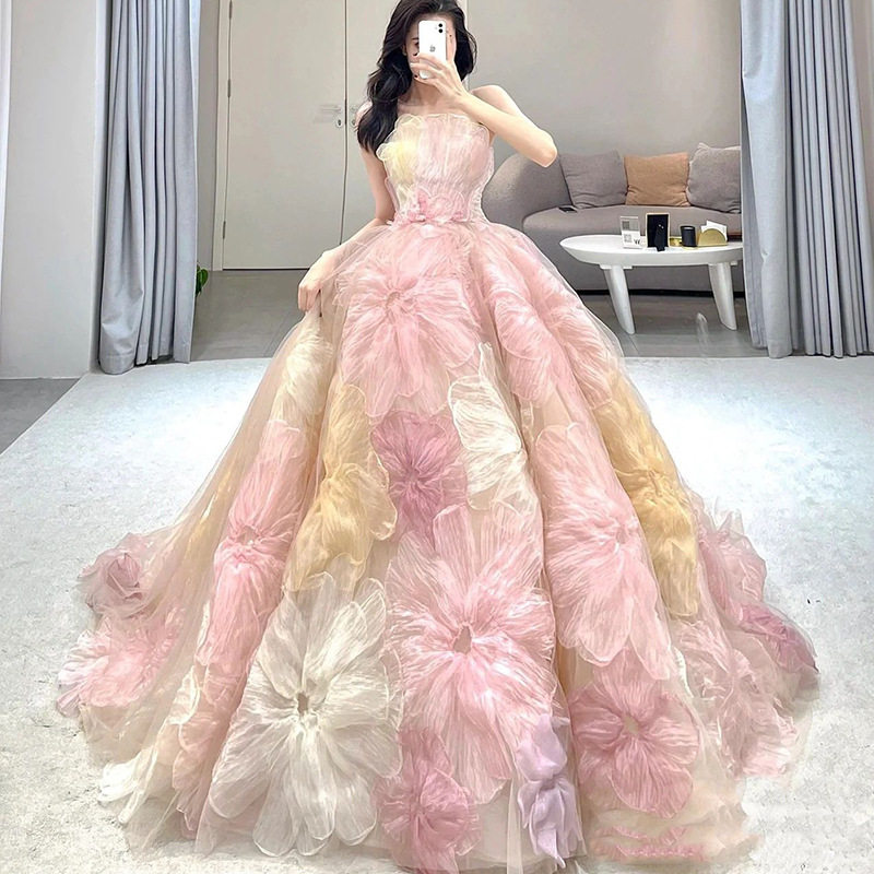 婚纱2026新款花蕊拖尾新娘结婚表演艺考抹胸高端轻奢旅拍礼服裙女
