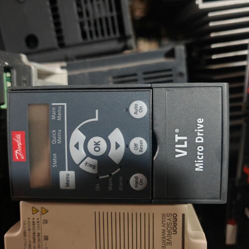 变频器FC-051PK75S2E20H3XFC-051P1K5S2E20H3XFC-051P2K2S2E20H3X
