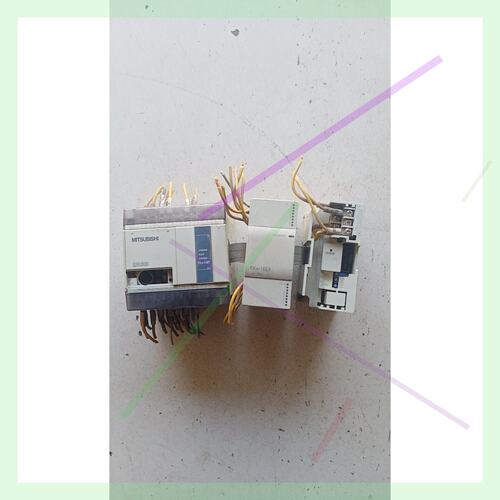 议价PLCFX1N14MT001拓展FX2N2DA和